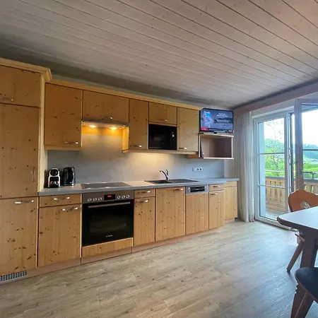 Alpine Active Weitgasser شقة فندقية 3*