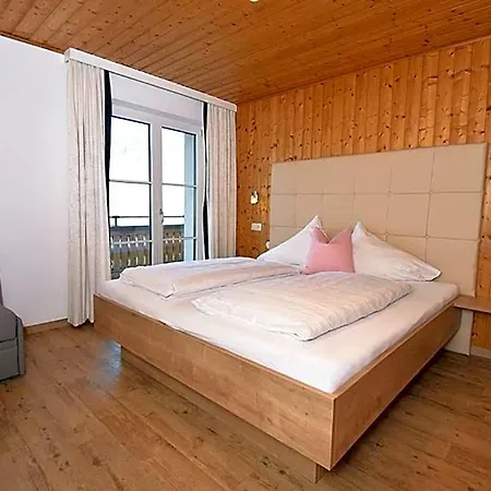 Alpine Active Weitgasser Apart-hotel 3*